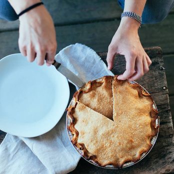 Mendon Mountain Orchards & Motel - Fresh baked apple pie - Hotels Near Me - Mendon, Vermont