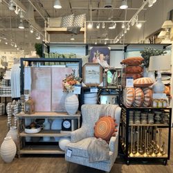 Kirkland's