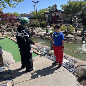 The Fringe - Mini Golf Near Me - Roswell, Georgia The Fringe - Mini Golf Near Me - Roswell, Georgia