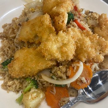 Pad Thai - Basil Fried Rice - Thai Near Me - Duluth, Georgia