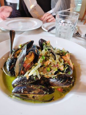 Bacchus Bistro by null