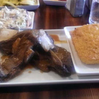Milt's Barbecue for the Perplexed - Cornvread was moist. Coleslaw was very creamy. Braised ribs will have me coming back!!! - Barbeque Near Me - Chicago, Illinois