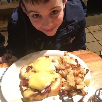 DeLuca's Diner - Breakfast & Brunch Near Me - Pittsburgh, Pennsylvania