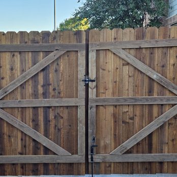 A&O Texas Solutions - Fences & Gates Near Me - Arlington, Texas