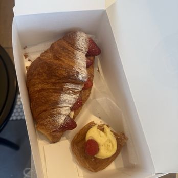 Paris Baguette - Coffee & Tea Near Me - Virginia Beach, Virginia