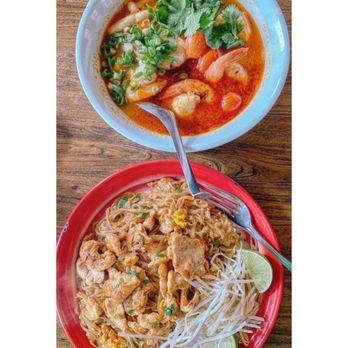 Degthai - Pad Thai and Tom Yum Goong - Thai Near Me - Nashville, Tennessee Degthai - Pad Thai and Tom Yum Goong - Thai Near Me - Nashville, Tennessee