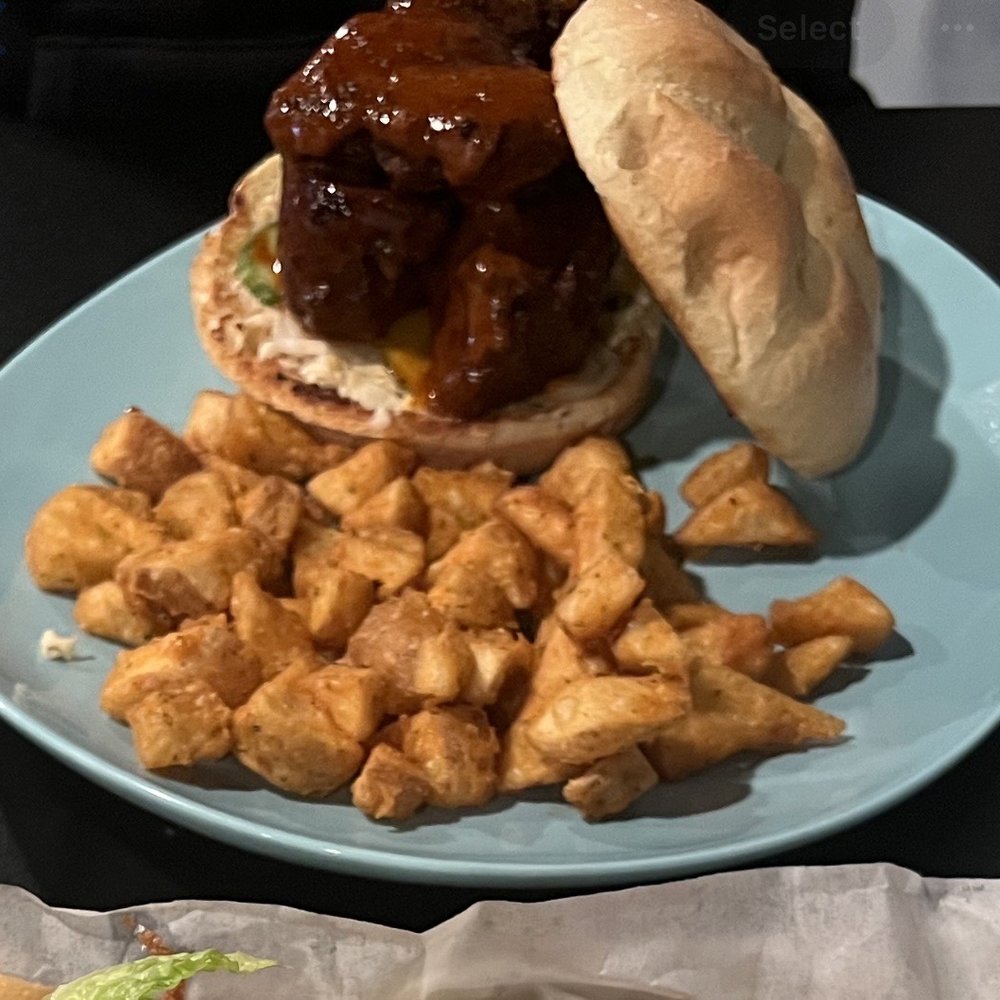 Frothy Beard Off World - Nashville Hot chicken sandwich which home fries - Breweries Near Me - Summerville, South Carolina Frothy Beard Off World - Nashville Hot chicken sandwich which home fries - Breweries Near Me - Summerville, South Carolina