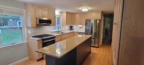 Interstate Custom Kitchen and Bath, Inc. by null