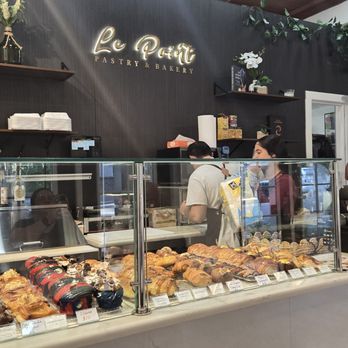 Le Point Pastry & Bakery - Le Point Pastry & Bakery - Bakeries Near Me - Tallahassee, Florida Le Point Pastry & Bakery - Le Point Pastry & Bakery - Bakeries Near Me - Tallahassee, Florida