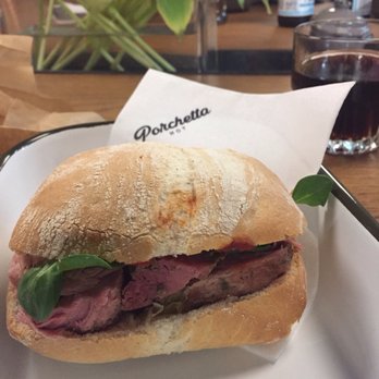 Meat & Go - Porchetta Hot - Sandwiches Near Me - Kraków, Massachusetts