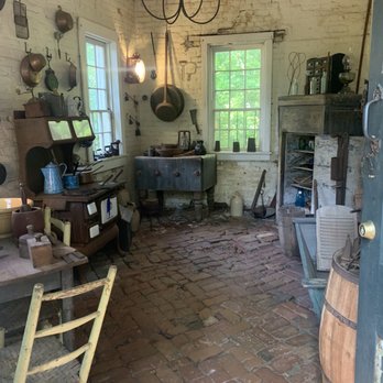 McRaven Tour Home - 1797 kitchen - Tours Near Me - Vicksburg, Mississippi McRaven Tour Home - 1797 kitchen - Tours Near Me - Vicksburg, Mississippi