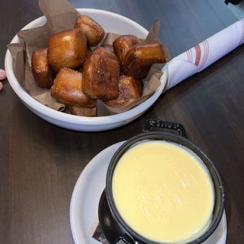 Culinary Dropout - Soft Pretzels & Provolone Fondue - New American Near Me - Charlotte, North Carolina