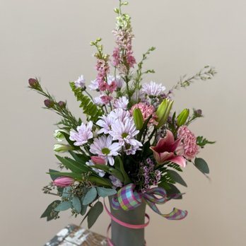Serenity Studio & Floral - Floral Designers Near Me - Shenandoah, Iowa Serenity Studio & Floral - Floral Designers Near Me - Shenandoah, Iowa