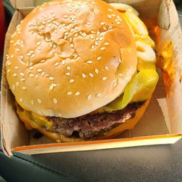 Some type of reddish orange fail attempt of a sauce on the side of the box. Some type of reddish orange fail attempt of a sauce on the side of the box. 