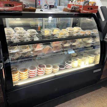 Midway Bar-B-Que - Dessert case - Barbeque Near Me - Katy, Texas Midway Bar-B-Que - Dessert case - Barbeque Near Me - Katy, Texas