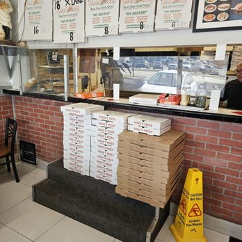 Steve's Pizza - Inside organized - Pizza Near Me - Miami, Florida Steve's Pizza - Inside organized - Pizza Near Me - Miami, Florida