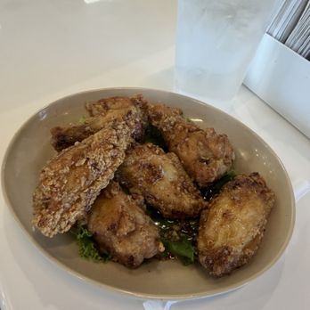 Noble Phở - Crispy Chicken Wings with Garlic Fish Sauce (6pc) - Vietnamese Near Me - Round Rock, Texas Noble Phở - Crispy Chicken Wings with Garlic Fish Sauce (6pc) - Vietnamese Near Me - Round Rock, Texas