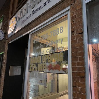 Kiri Sushi - Rainy night in locked down T.O. - Japanese Near Me - Toronto, Ontario