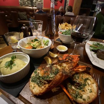 Captains Restaurant - Crawfish - Seafood Near Me - Queenstown, AUK