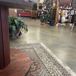 Magic Rooster Tattoo - Lobby area