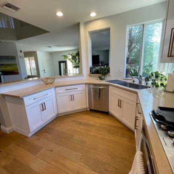 Ritz Flooring Plus - Flooring Near Me - Laguna Niguel, California Ritz Flooring Plus - Flooring Near Me - Laguna Niguel, California