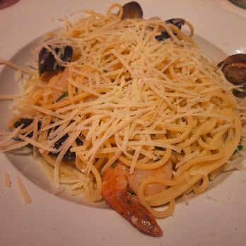Hosteria Romana - Frutti de la mare - Italian Near Me - Miami Beach, Florida