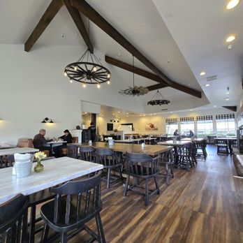 Farmhouse 78 - Inside - American Near Me - Santa Ysabel, California Farmhouse 78 - Inside - American Near Me - Santa Ysabel, California