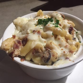 Common Theory - Truffle mac n cheese - Gastropubs Near Me - San Diego, California Common Theory - Truffle mac n cheese - Gastropubs Near Me - San Diego, California