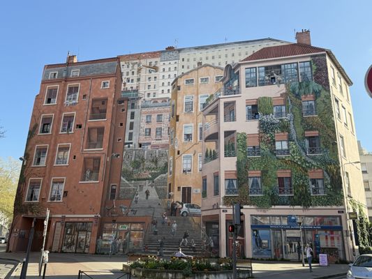 Mur des Canuts by null