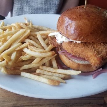 Ten Mile House - Fried Chicken Sandwich - American Near Me - Evanston, Illinois Ten Mile House - Fried Chicken Sandwich - American Near Me - Evanston, Illinois