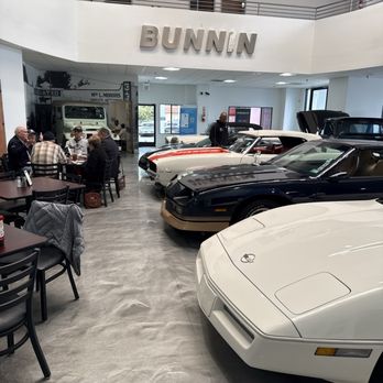 R+Q Kitchen - Restaurant is in the showroom. It's awesome. - Breakfast & Brunch Near Me - Fillmore, California