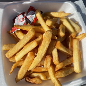 The Steamin' Burger - Fries - Food Trucks Near Me