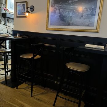 Reilly’s Public House - View of seating - New American Near Me - Piermont, New York Reilly’s Public House - View of seating - New American Near Me - Piermont, New York