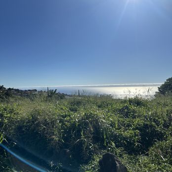 O’z kitchen - view from the tables - Food Trucks Near Me - Kealakekua, Hawaii