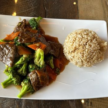Vegan District - Beef Broccoli - Asian Fusion Near Me - Loma Linda, California Vegan District - Beef Broccoli - Asian Fusion Near Me - Loma Linda, California
