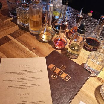 The 515 bar - Beer Bar Near Me - Vancouver, British Columbia The 515 bar - Beer Bar Near Me - Vancouver, British Columbia
