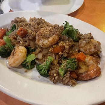 Homey Thai Bistro - Pad see ew - Thai Near Me - Concord, California Homey Thai Bistro - Pad see ew - Thai Near Me - Concord, California