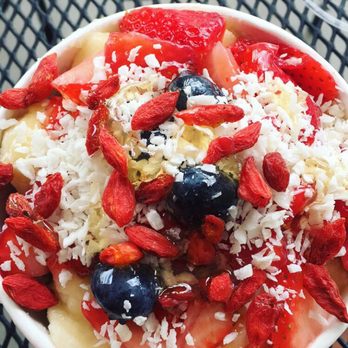 Backyard Bowls - Kids island bowl to go, subs: pure acai, add goji berries and honey :) good! - Juice Bars & Smoothies Near Me - Goleta, California