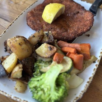 Rosti Tuscan Kitchen - Calabasas - Chicken Milanese IG: @ammysalamii - New American Near Me - Calabasas, California Rosti Tuscan Kitchen - Calabasas - Chicken Milanese IG: @ammysalamii - New American Near Me - Calabasas, California