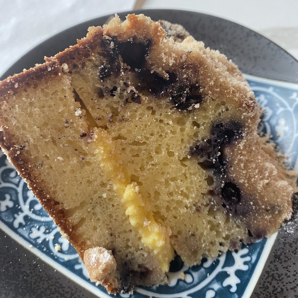 Blueberry coffee cake with lemon...creme pat? Lemon curd? Blueberry coffee cake with lemon...creme pat? Lemon curd?