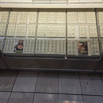 Banter - Earrings - Piercing Near Me - Canoga Park, California Banter - Earrings - Piercing Near Me - Canoga Park, California