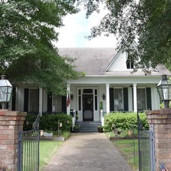 Wisteria Inn