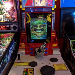 Joysticks Arcade & Eatery - VERY rare "Arm Champs II" machine