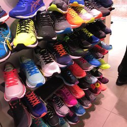 top 10 shoe stores