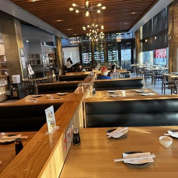 Sushi Taku - Logan Square - Interior - Sushi Bars Near Me - Chicago, Illinois Sushi Taku - Logan Square - Interior - Sushi Bars Near Me - Chicago, Illinois