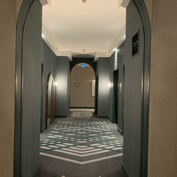Kimpton Saint George Hotel - Hotels Near Me - Toronto, Ontario Kimpton Saint George Hotel - Hotels Near Me - Toronto, Ontario