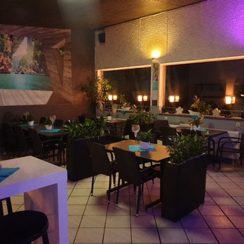 Bootshaus Ehingen - Innenraum - Schnitzel Near Me - Duisburg, NW