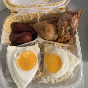 JJ's Asian Cuisine - 20 bucks for a 3 item plate, They really need to pile it on to survive, skimp plated for a filipino joint. - Filipino Near Me - Manteca, California JJ's Asian Cuisine - 20 bucks for a 3 item plate, They really need to pile it on to survive, skimp plated for a filipino joint. - Filipino Near Me - Manteca, California