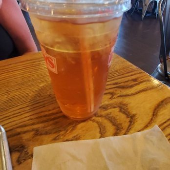 Cheeseburger Bobby's - Sweet tea - American Near Me - Cartersville, Georgia