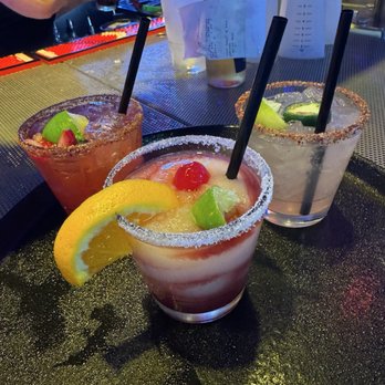 Bubba's 33 - Margaritas - Burgers Near Me - Albuquerque, New Mexico